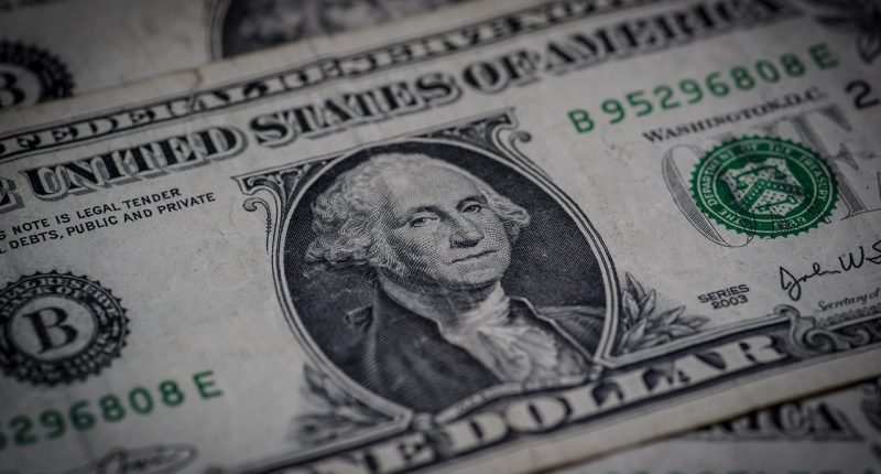 how to build a strong financial future - Finances Tips